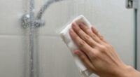 cleaning shower screen correctly