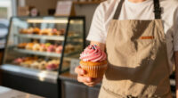 Magnolia Bakery In Chicago Reopens After Shutdown By City Over Roach Infestation - NBC 5 Chicago